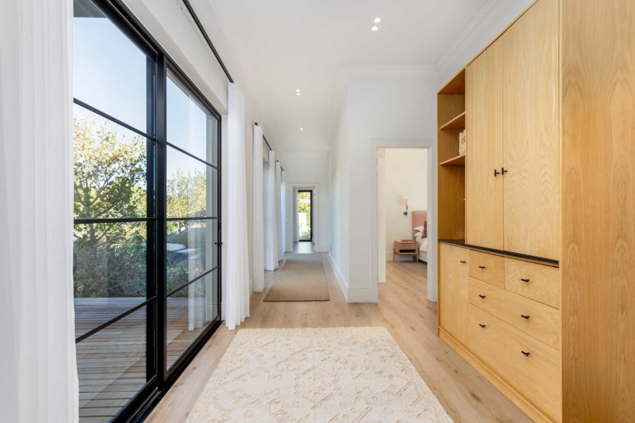 8 Bedroom Property for Sale in Val De Vie Estate Western Cape